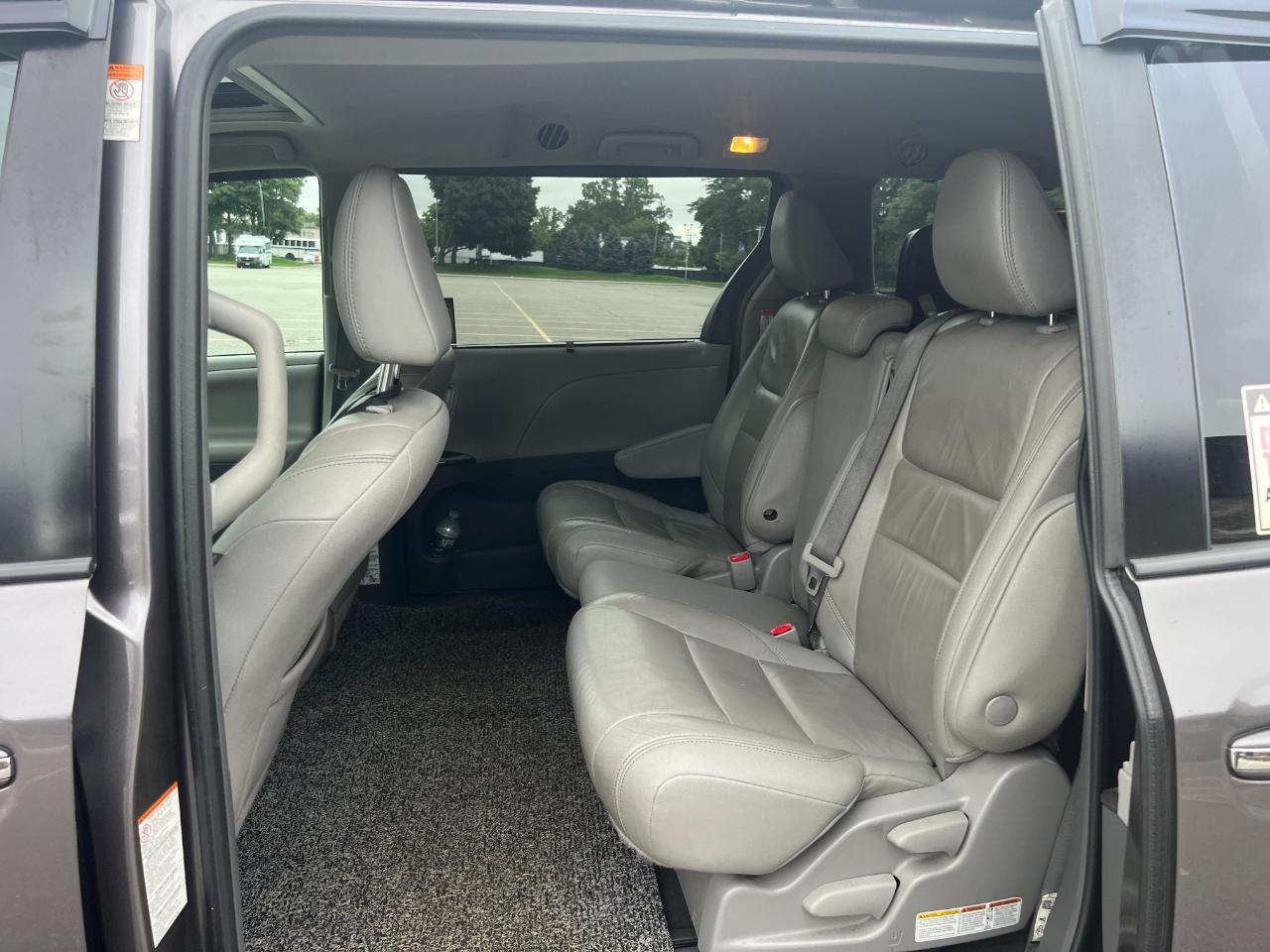Toyota Sienna Limited Premium 7-Passenger 2019