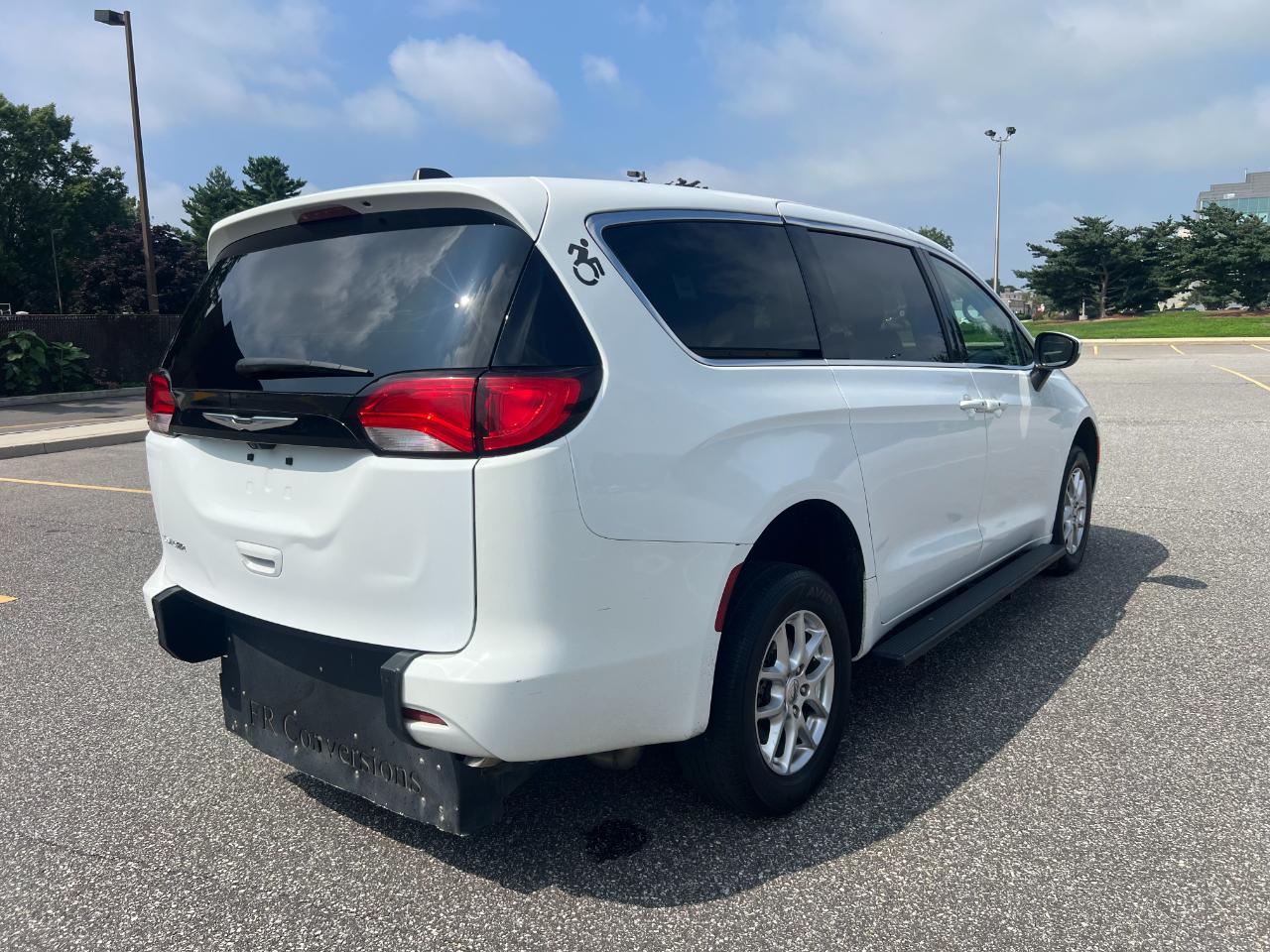 Chrysler Voyager LX 2022