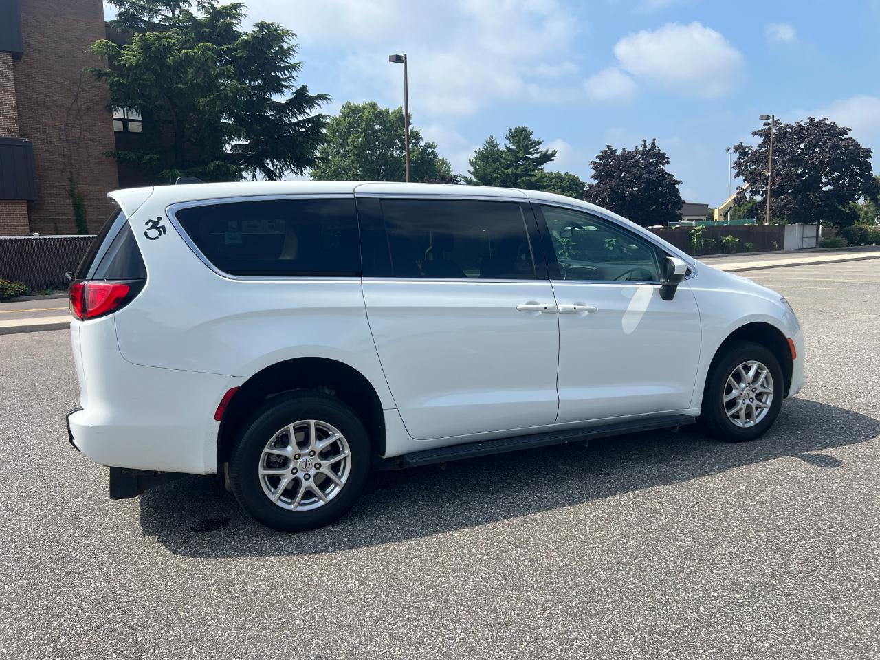 Chrysler Voyager LX 2022