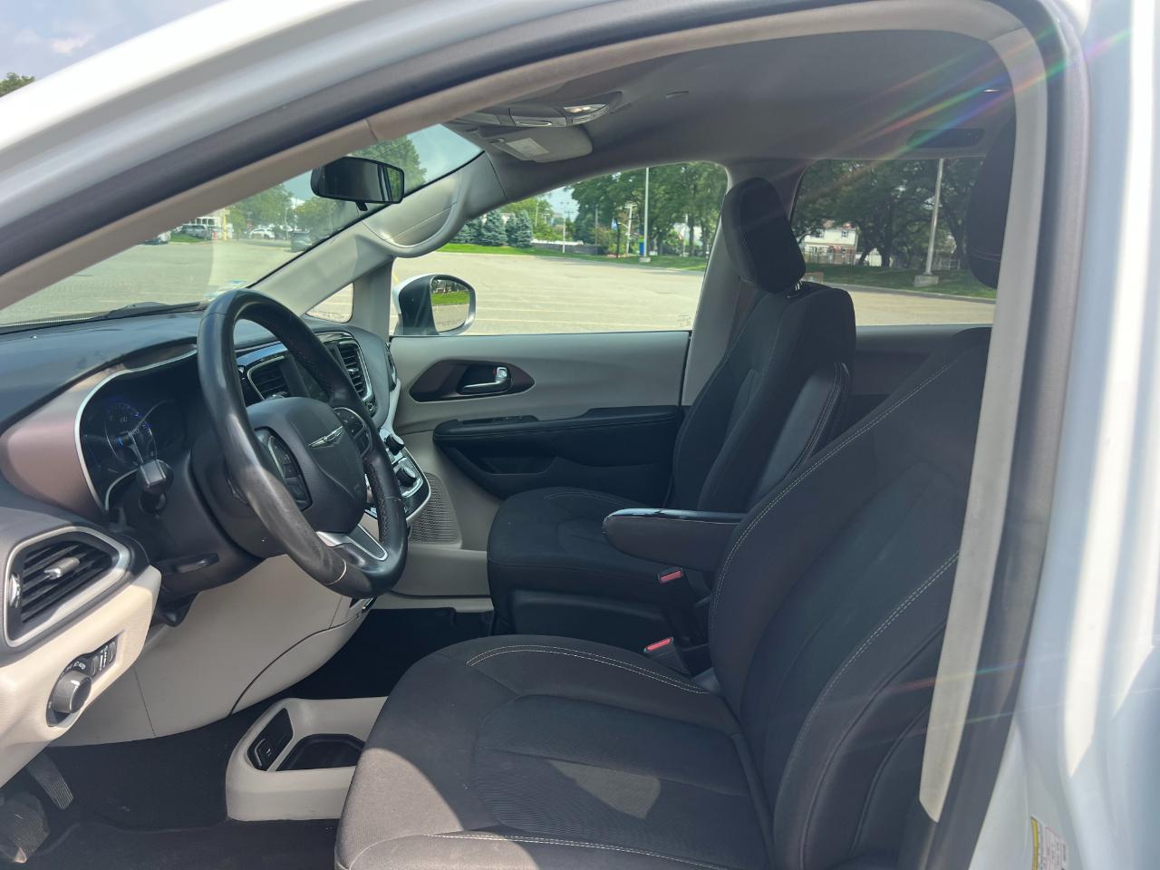 Chrysler Voyager LX 2022