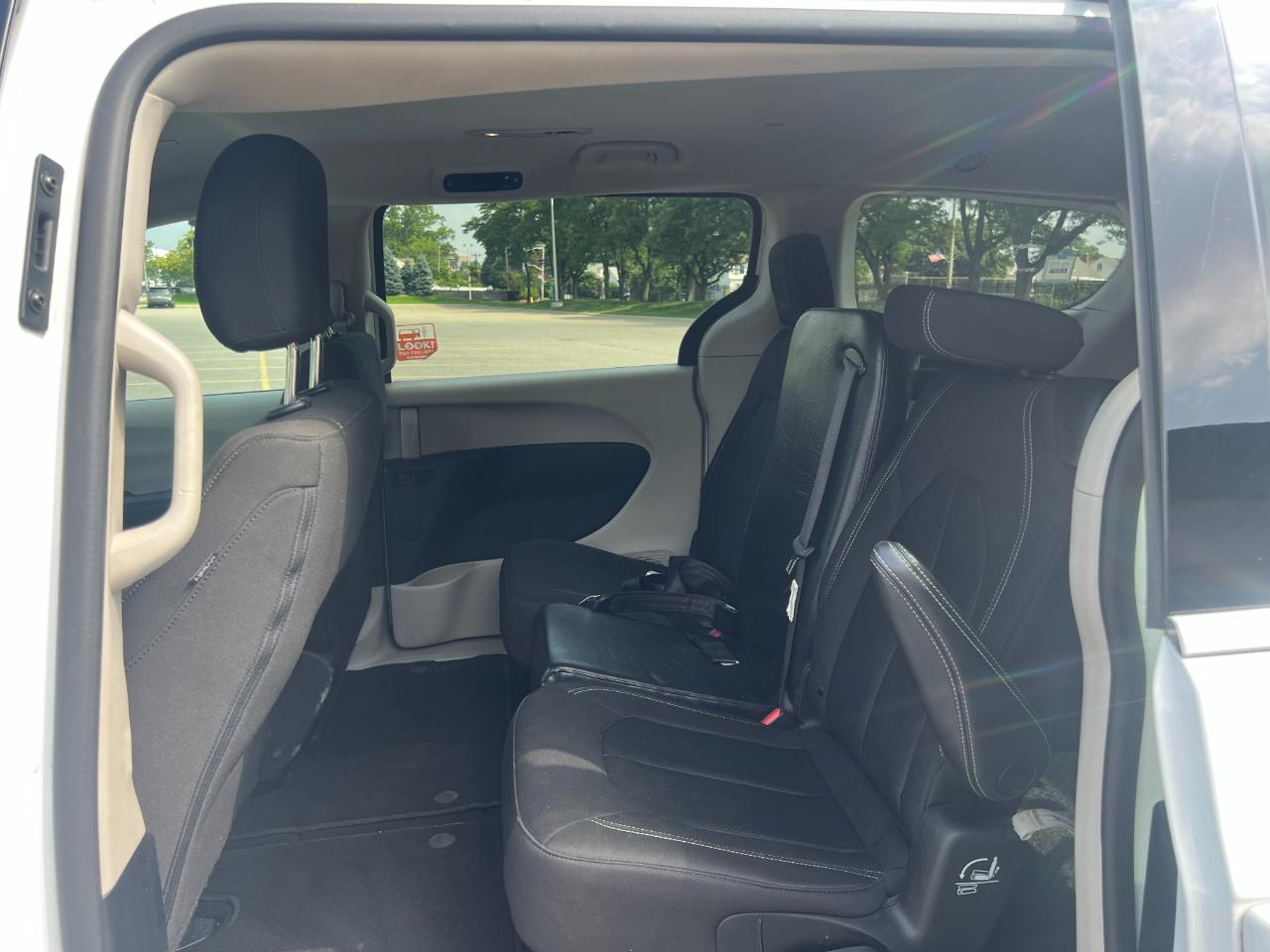 Chrysler Voyager LX 2022