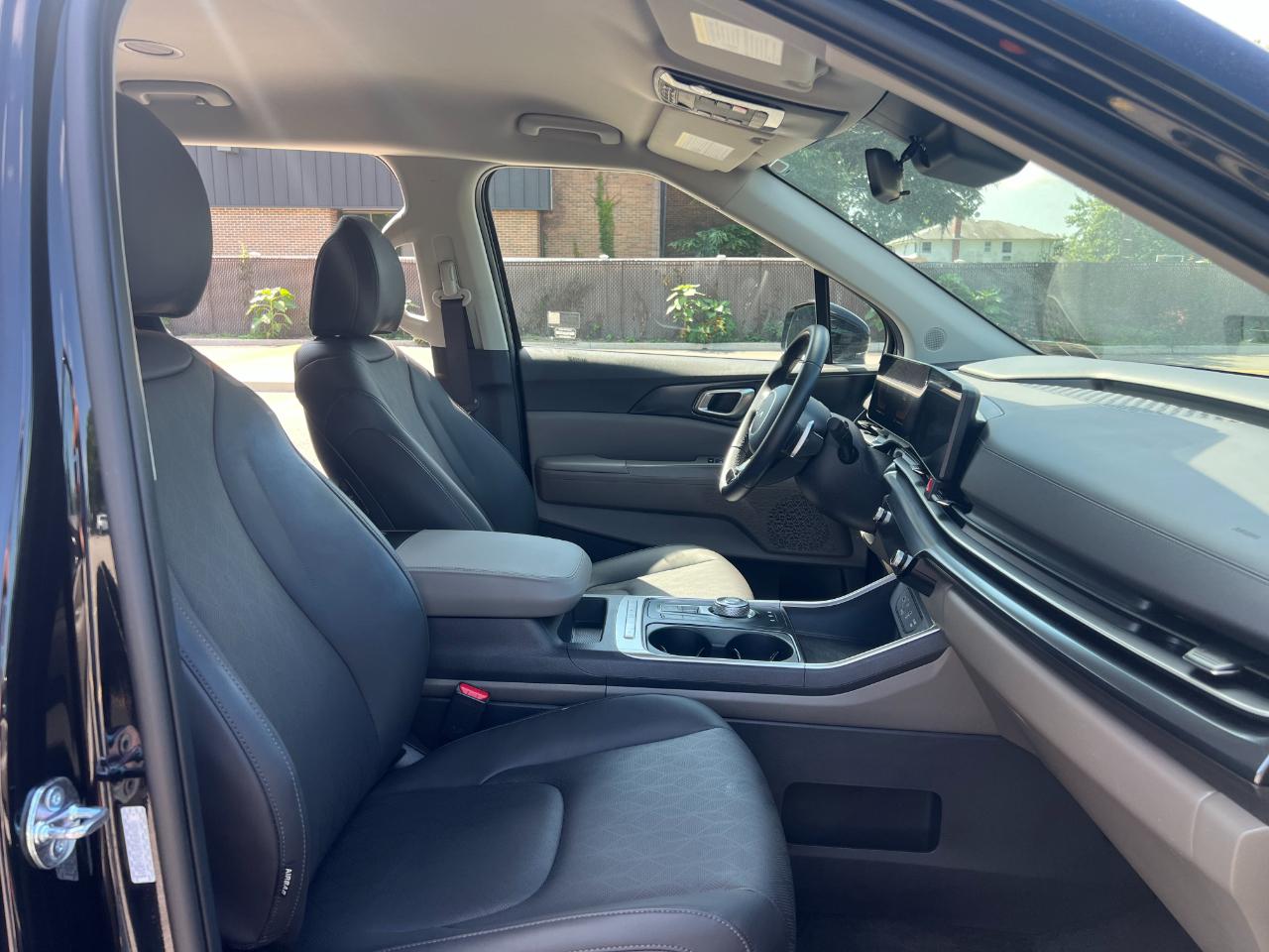 Kia Carnival Hybrid LXS 2026