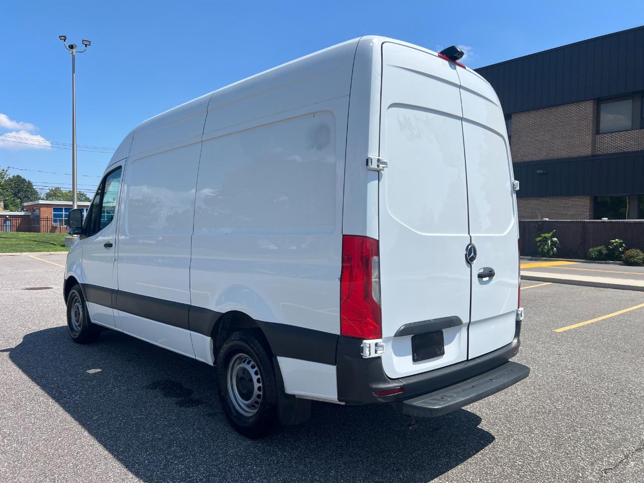 Mercedes-Benz Sprinter 2500 144-in. WB 2022