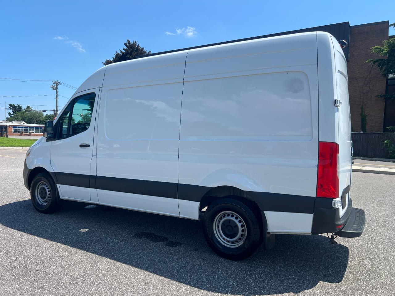 Mercedes-Benz Sprinter 2500 144-in. WB 2022