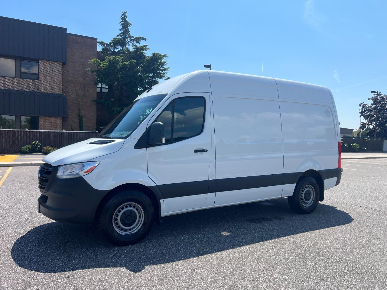 Mercedes-Benz Sprinter 2500 144-in. WB 2022