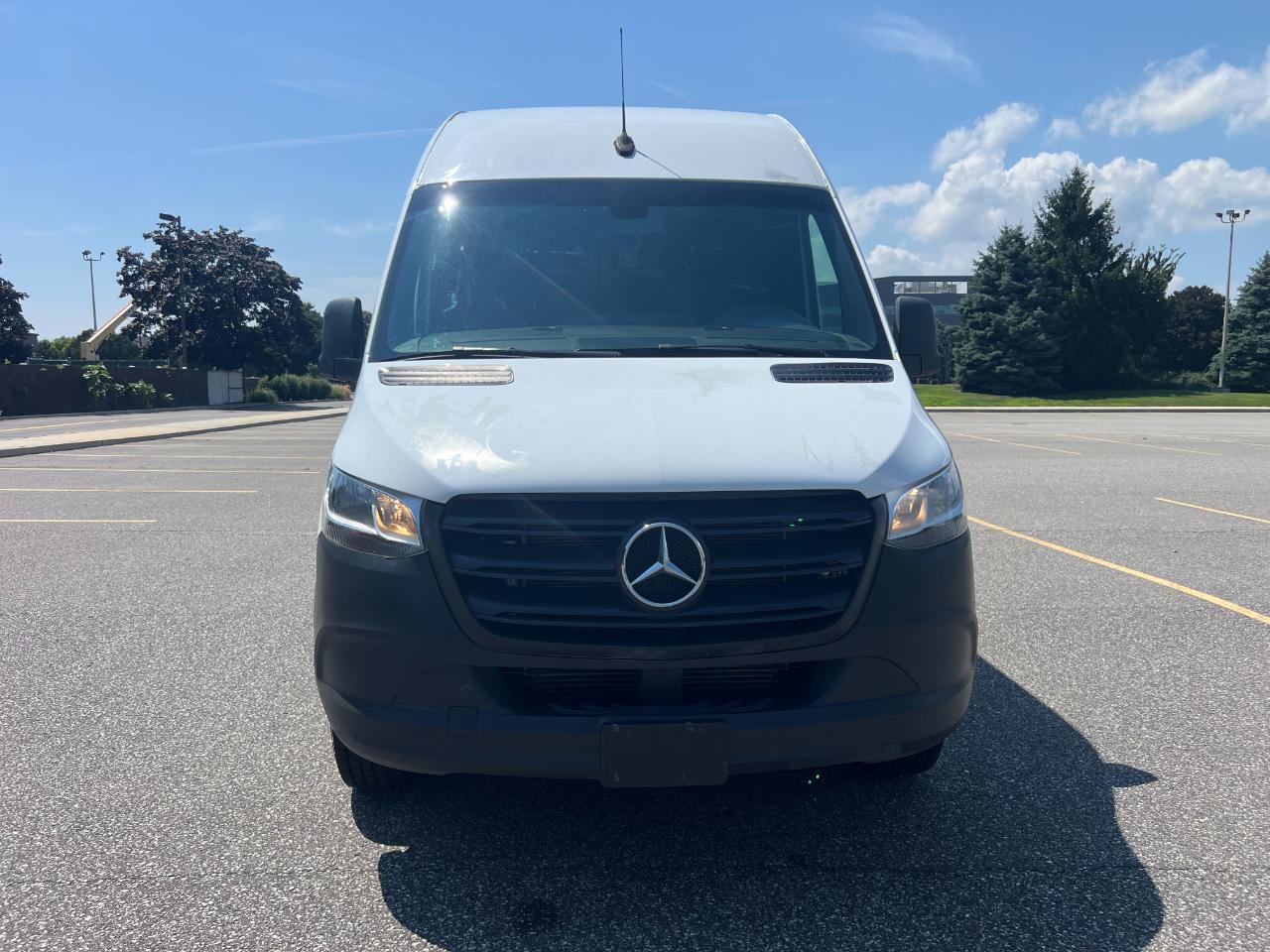 Mercedes-Benz Sprinter 2500 144-in. WB 2022