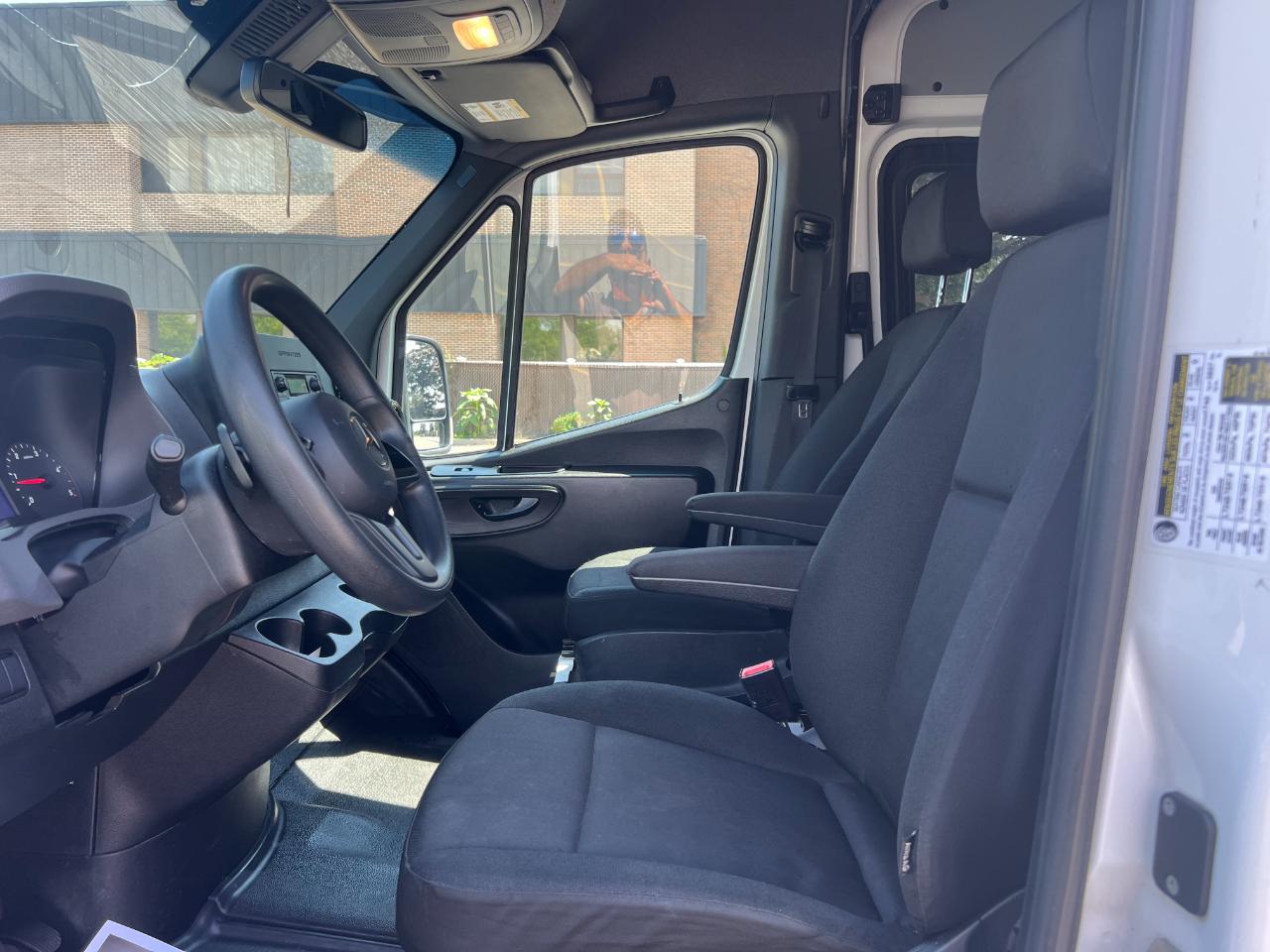 Mercedes-Benz Sprinter 2500 144-in. WB 2022