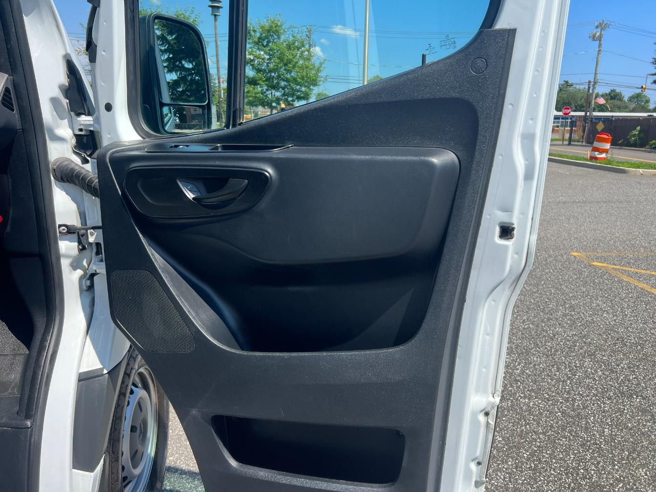 Mercedes-Benz Sprinter 2500 144-in. WB 2022