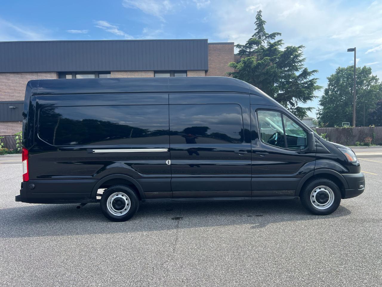 Ford Transit 250 Van High Roof w/Sliding Pass. 148-in. WB EL 2020