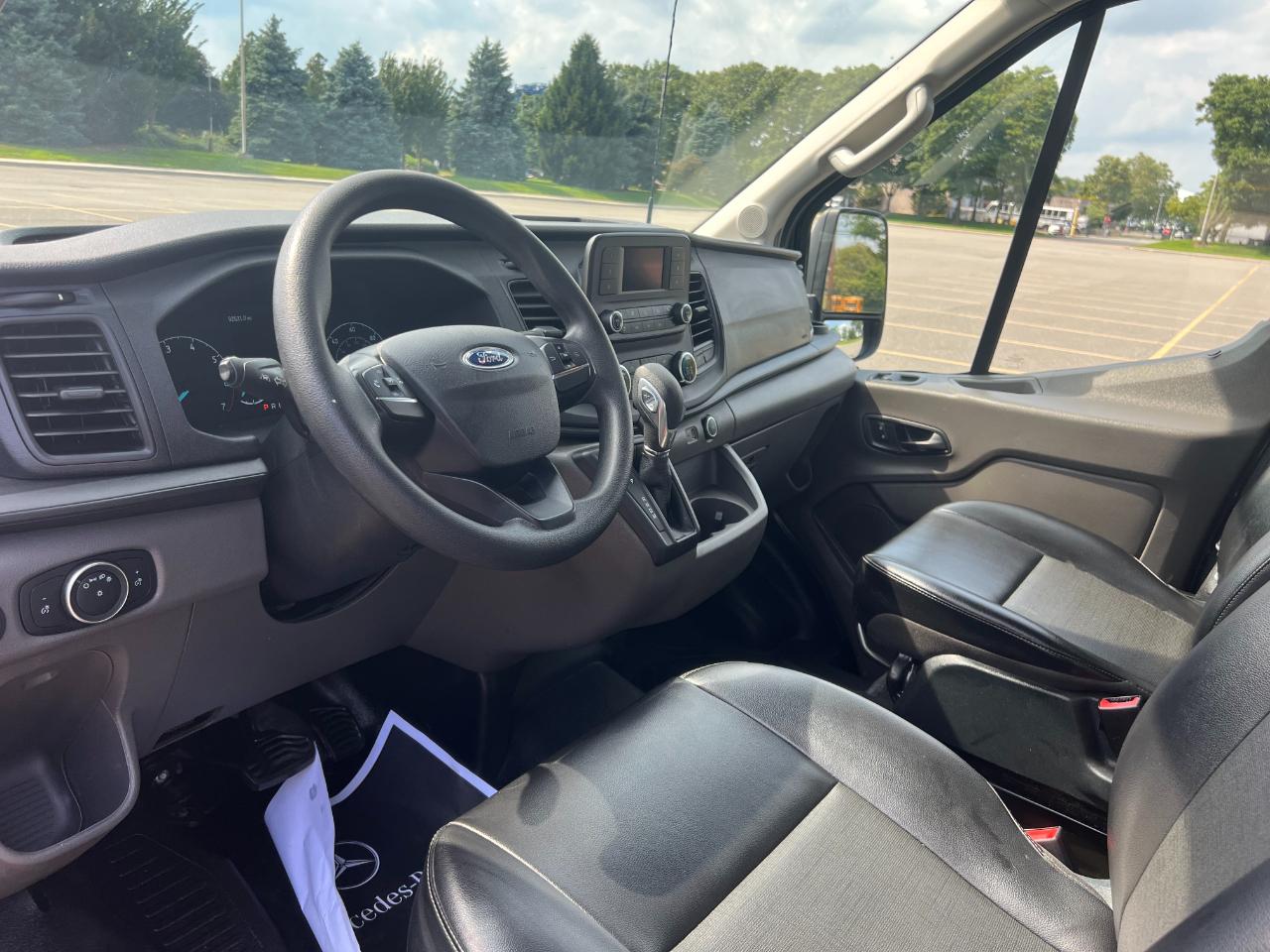 Ford Transit 250 Van High Roof w/Sliding Pass. 148-in. WB EL 2020