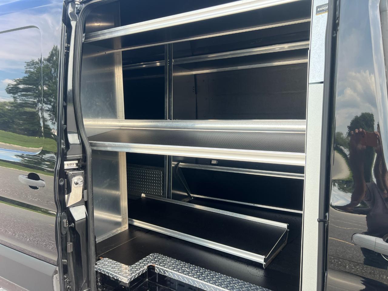 Ford Transit 250 Van High Roof w/Sliding Pass. 148-in. WB EL 2020