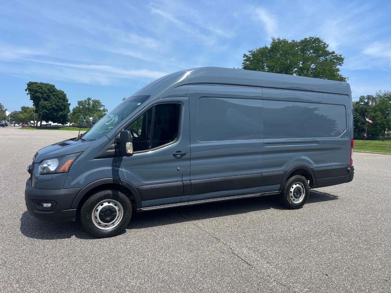 Ford Transit 250 Van High Roof w/Sliding Pass. 148-in. WB EL 2022