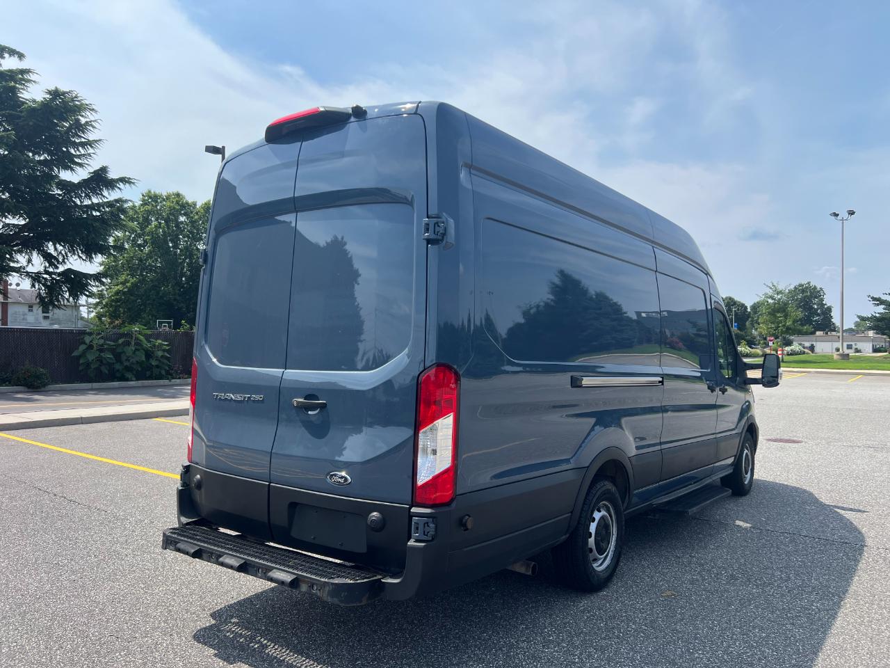 Ford Transit 250 Van High Roof w/Sliding Pass. 148-in. WB EL 2022