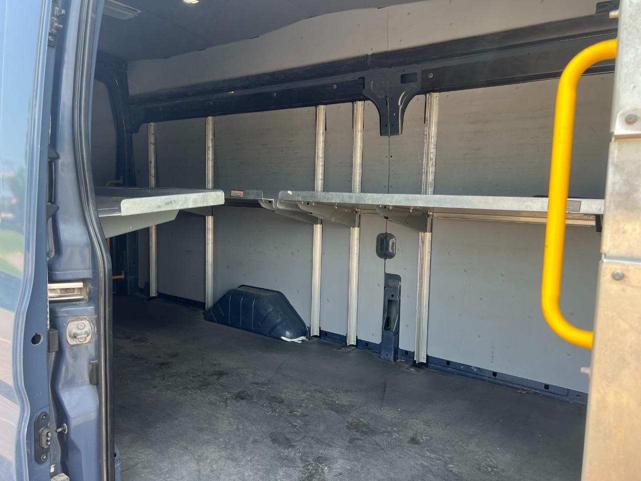 Ford Transit 250 Van High Roof w/Sliding Pass. 148-in. WB EL 2021