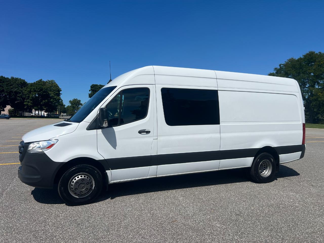 Mercedes-Benz Sprinter 3500 XD 170-in. WB 2023