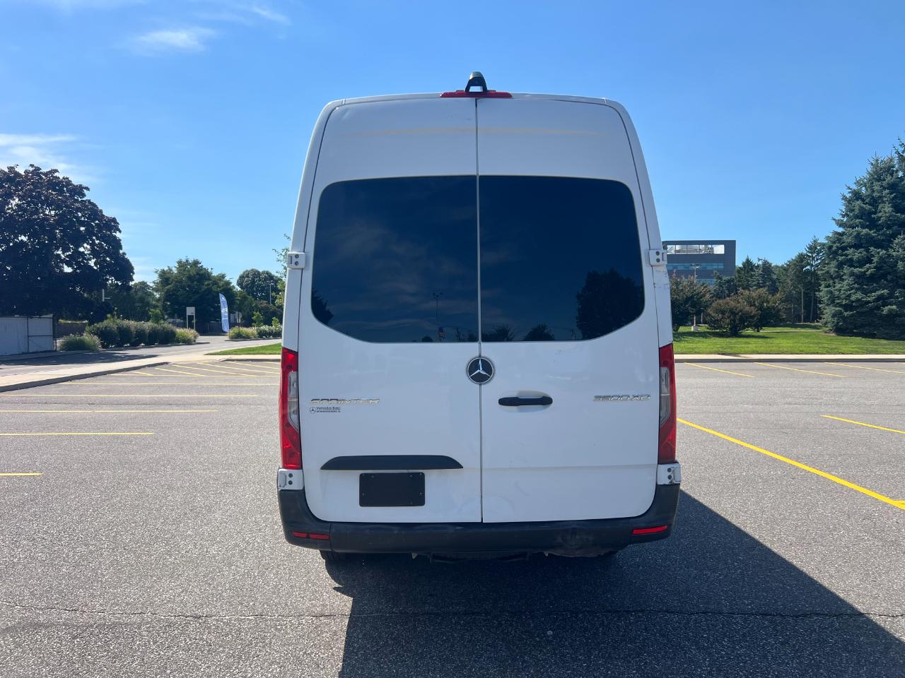 Mercedes-Benz Sprinter 3500 XD 170-in. WB 2023