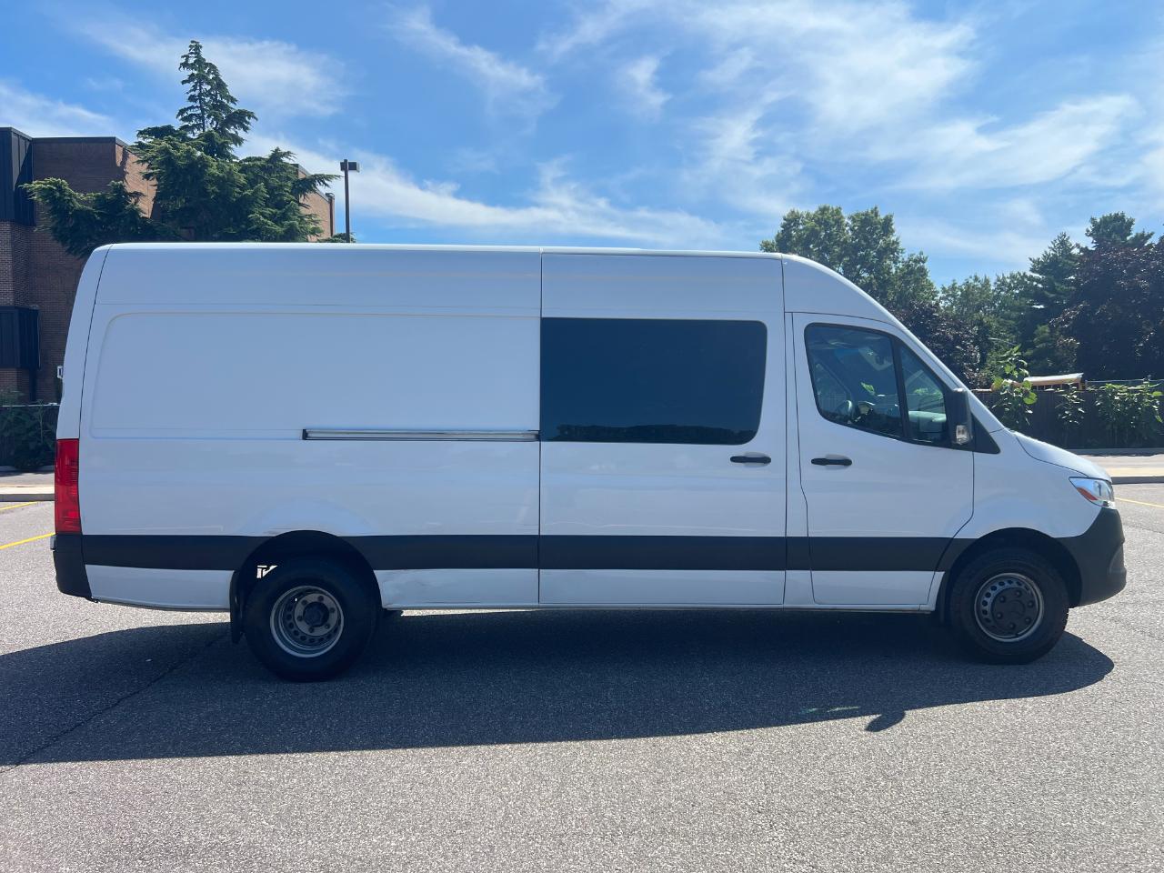 Mercedes-Benz Sprinter 3500 XD 170-in. WB 2023