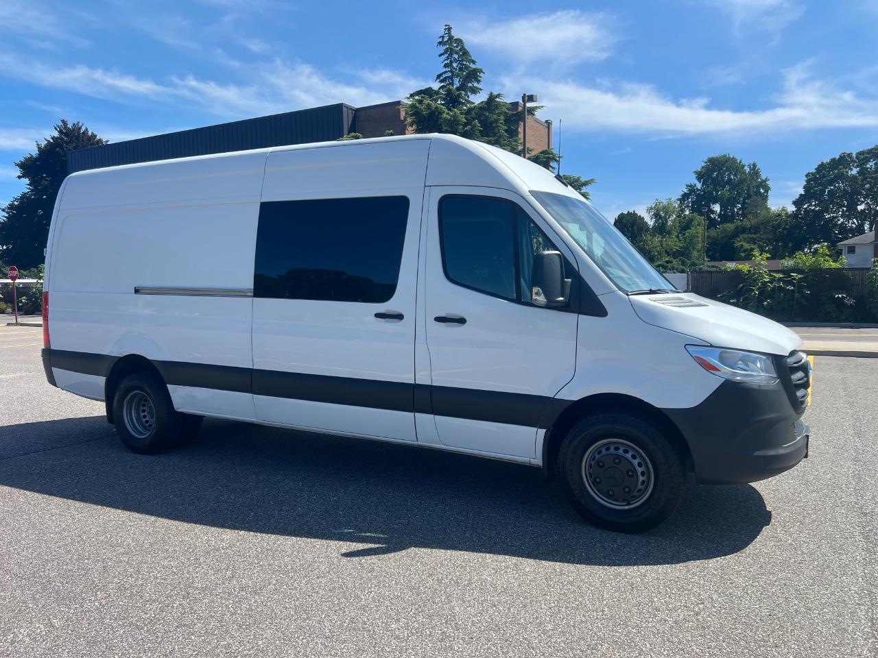 Mercedes-Benz Sprinter 3500 XD 170-in. WB 2023