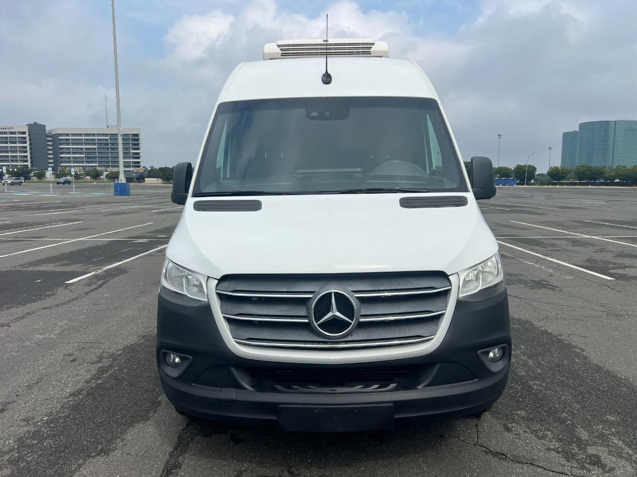 Mercedes-Benz Sprinter 2500 144-in. WB 2022