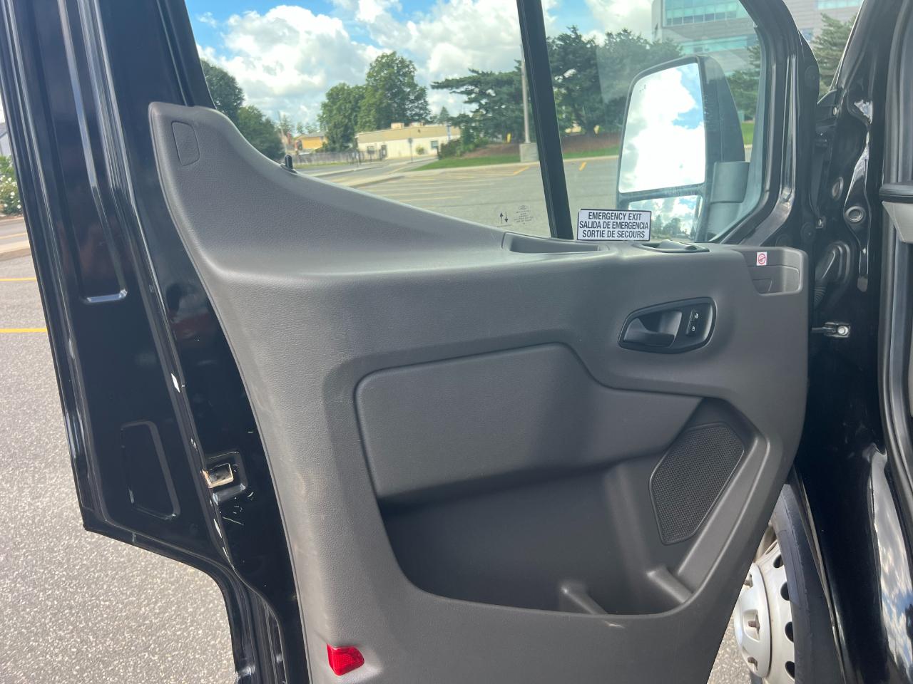 Ford Transit 350 Wagon HD High Roof XLT Sliding Pass. 148 WB EL 2020