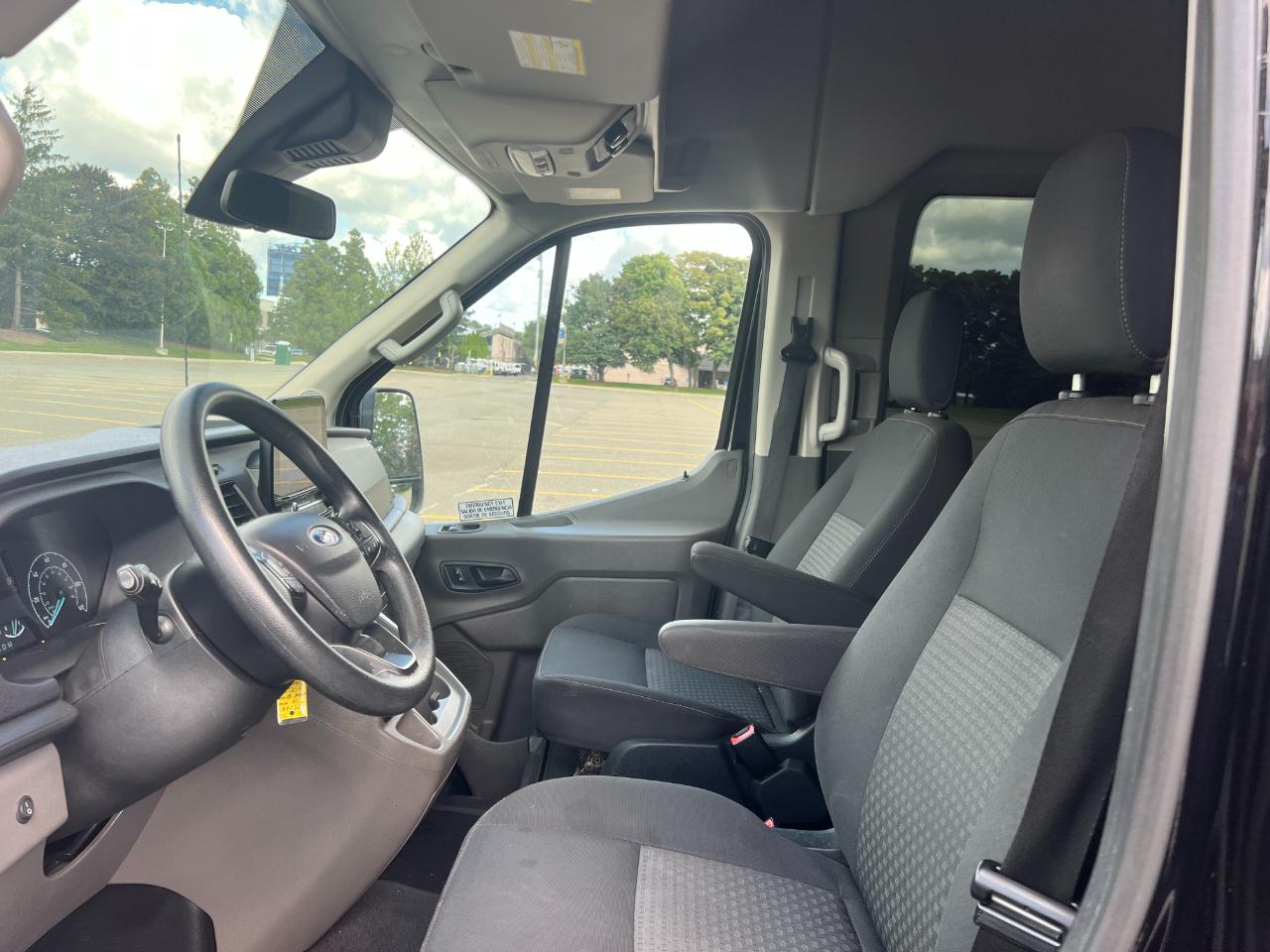 Ford Transit 350 Wagon HD High Roof XLT Sliding Pass. 148 WB EL 2020