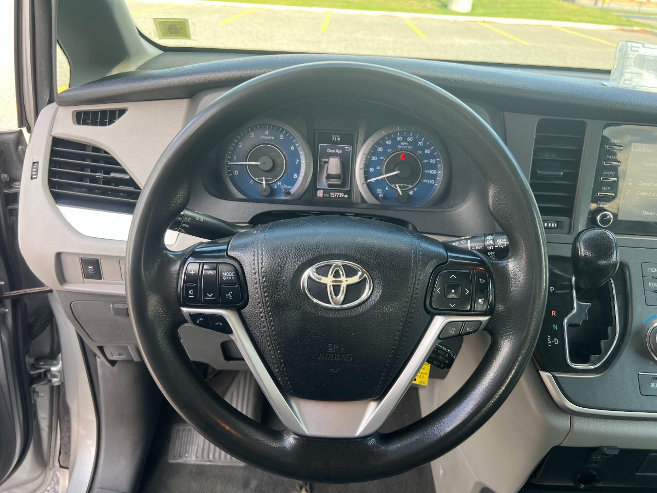 Toyota Sienna LE 7-Passenger Mobility 2020