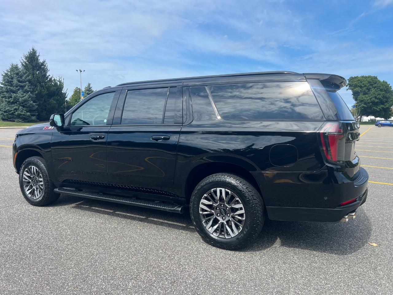 Chevrolet Suburban Z71 2025