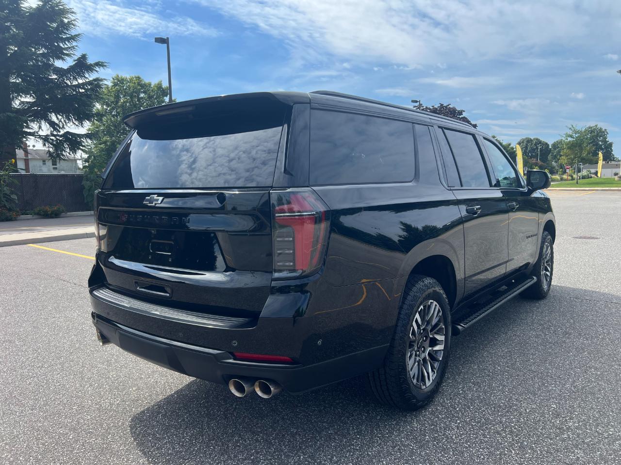 Chevrolet Suburban Z71 2025