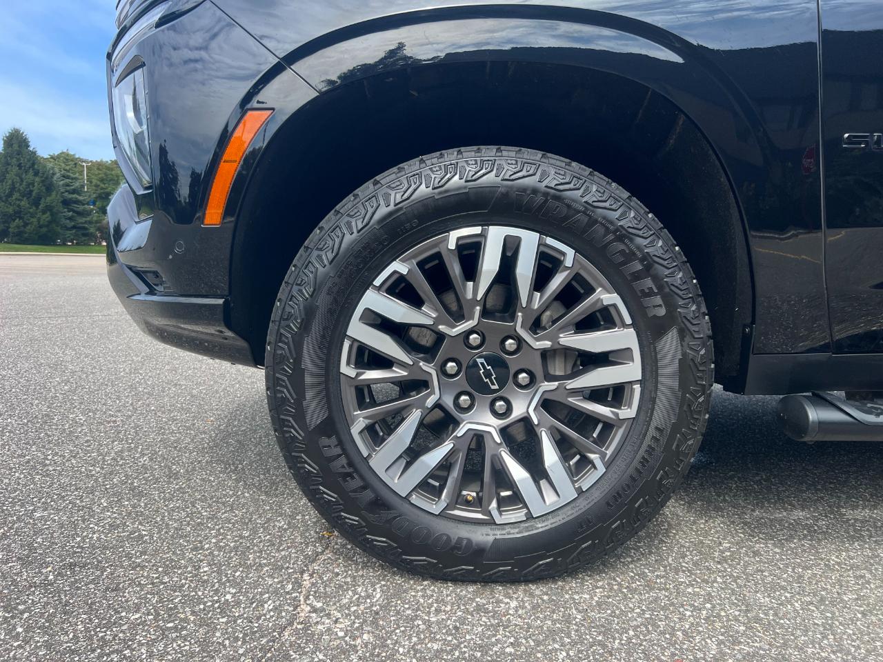Chevrolet Suburban Z71 2025