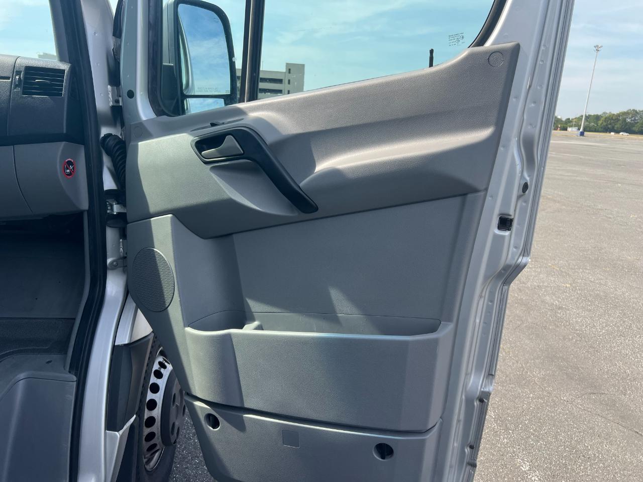 Mercedes-Benz Sprinter 3500 144-in. WB 2017