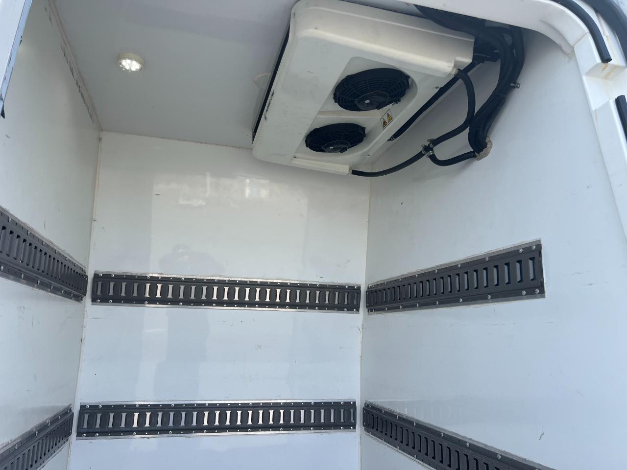 Mercedes-Benz Sprinter 3500 144-in. WB 2017