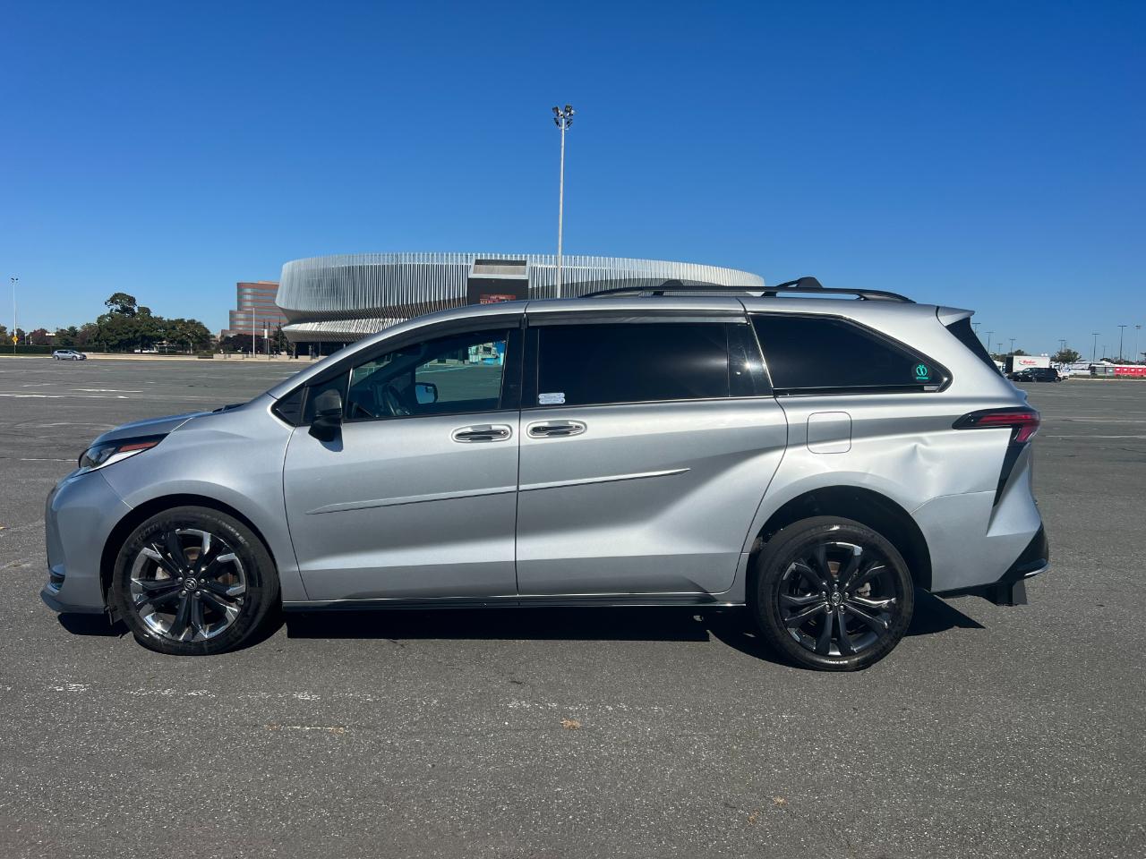 Toyota Sienna XSE 7-Passenger 2025