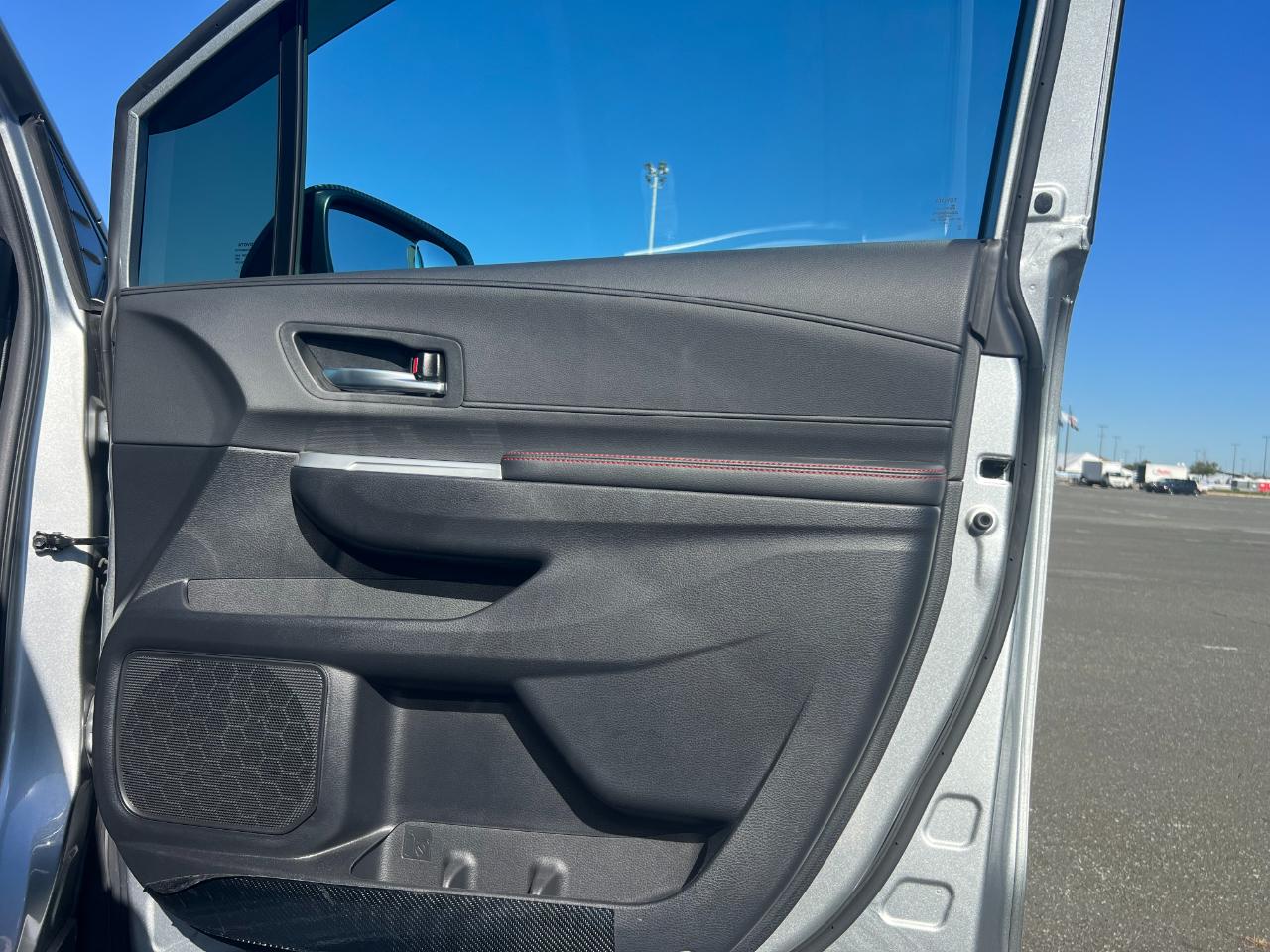 Toyota Sienna XSE 7-Passenger 2025