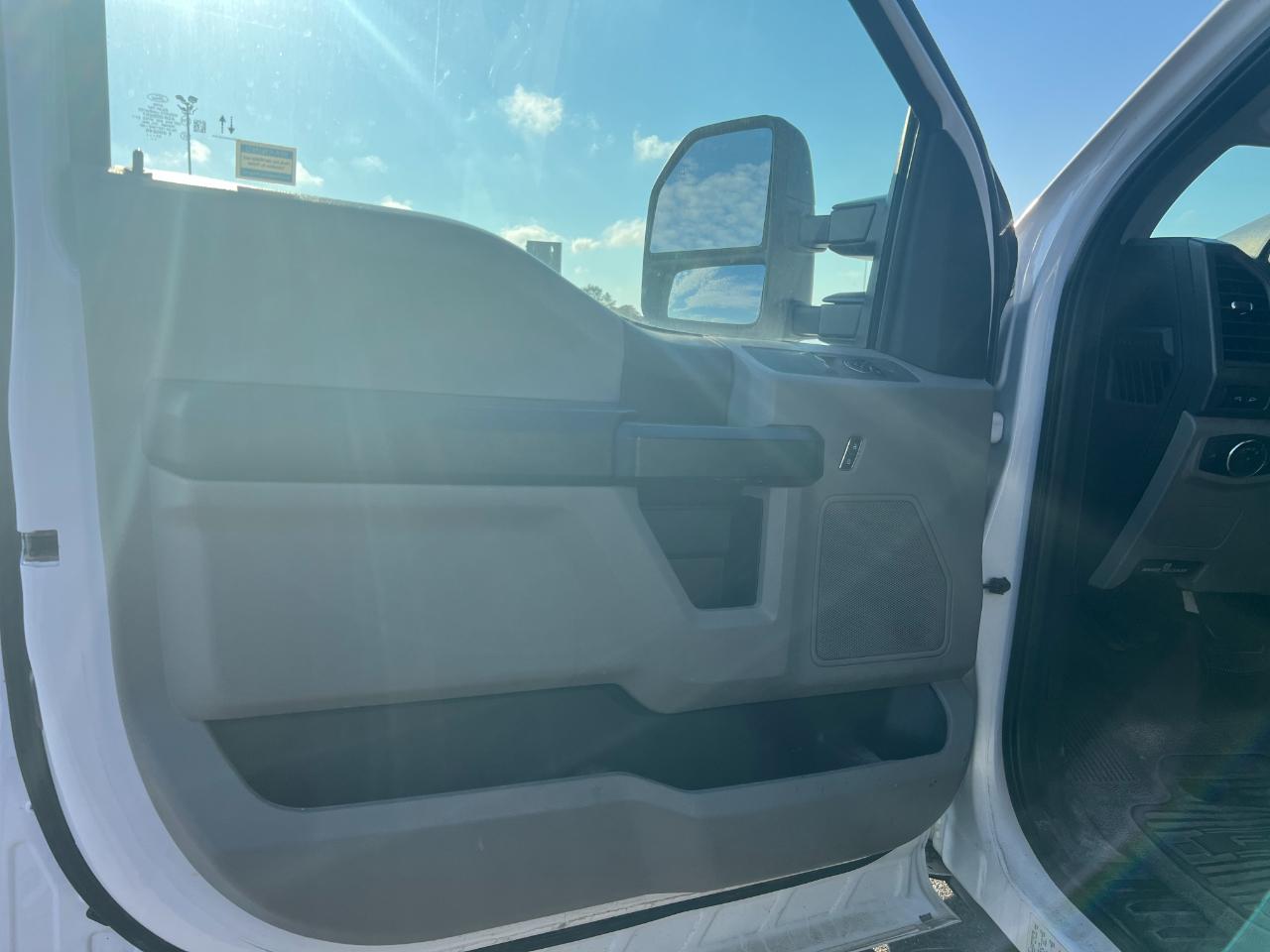 Ford F-550 Regular Cab DRW 4WD 2021