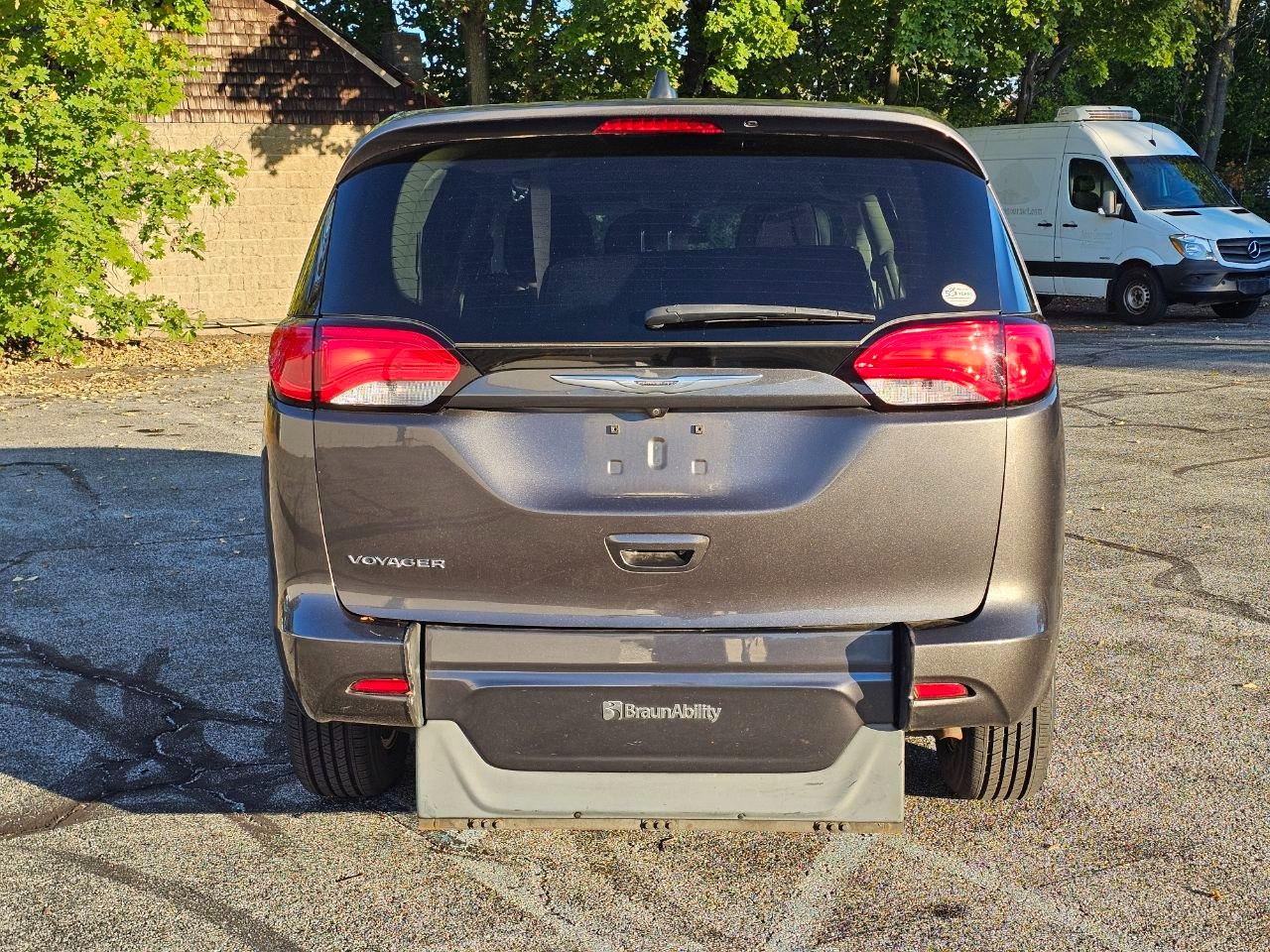 Chrysler Voyager LX 2021