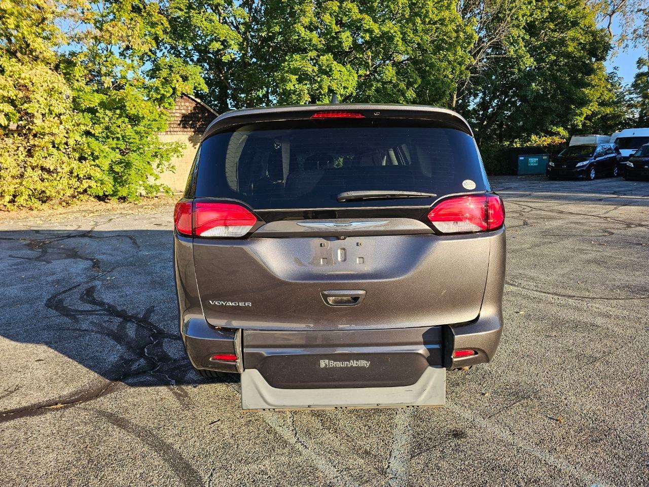 Chrysler Voyager LX 2021
