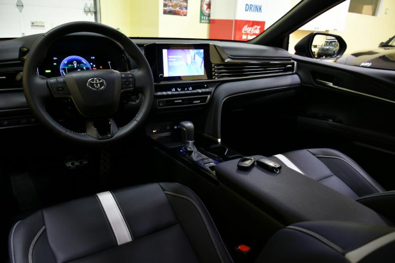 Toyota Camry Hybrid XLE 2025 Toyota Camry Hybrid XLE 2025