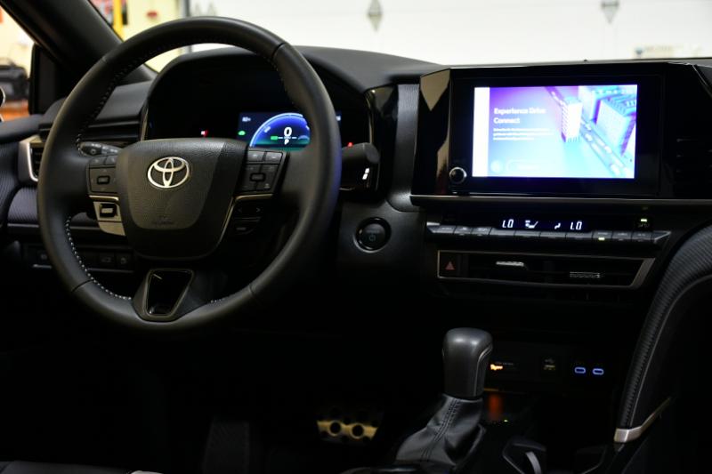 Toyota Camry Hybrid XLE 2025 Toyota Camry Hybrid XLE 2025