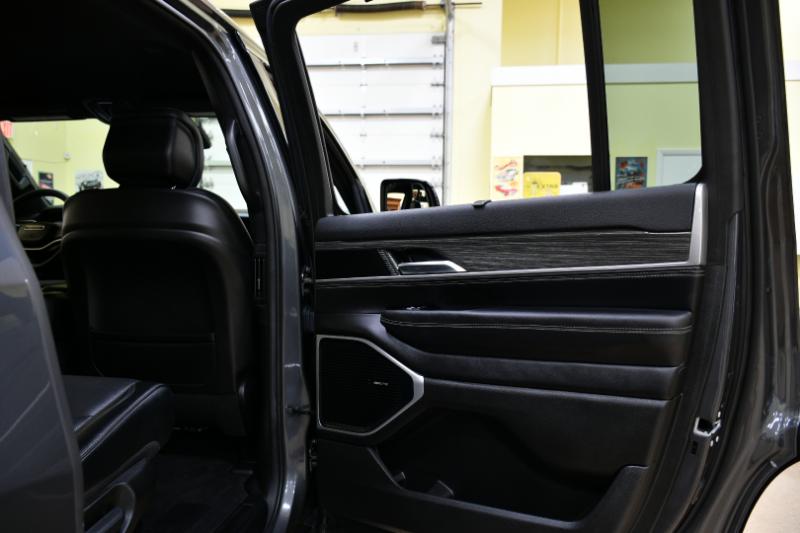 Jeep Wagoneer Series III 4WD 2022 Jeep Wagoneer Series III 4WD 2022