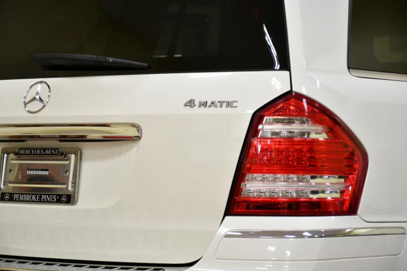 Mercedes-Benz GL-Class GL450 4MATIC 2012 Mercedes-Benz GL-Class GL450 4MATIC 2012