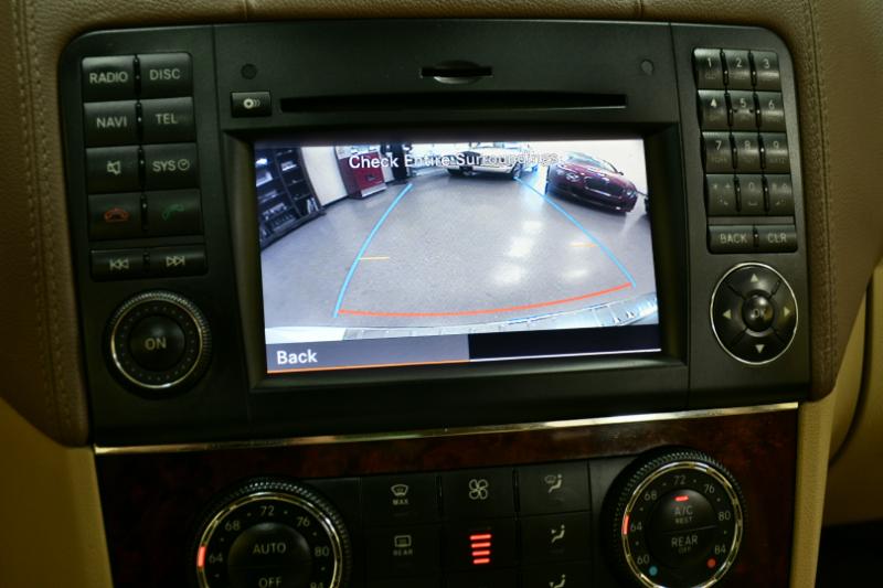 Mercedes-Benz GL-Class GL450 4MATIC 2012 Mercedes-Benz GL-Class GL450 4MATIC 2012