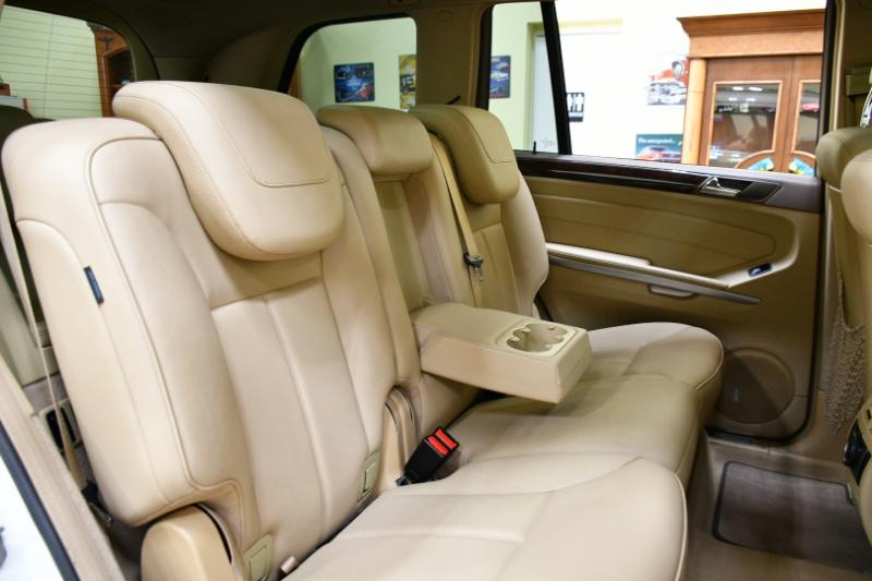 Mercedes-Benz GL-Class GL450 4MATIC 2012 Mercedes-Benz GL-Class GL450 4MATIC 2012