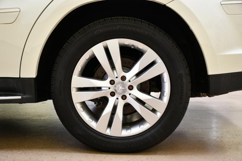 Mercedes-Benz GL-Class GL450 4MATIC 2012 Mercedes-Benz GL-Class GL450 4MATIC 2012