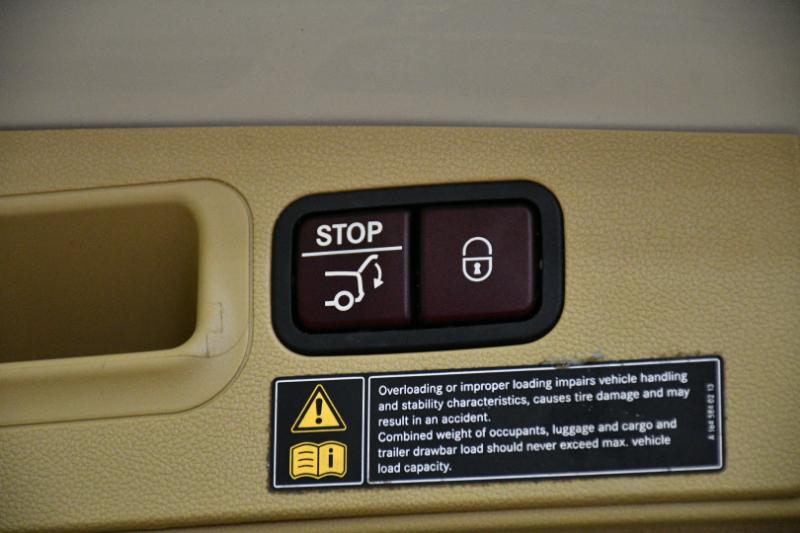 Mercedes-Benz GL-Class GL450 4MATIC 2012 Mercedes-Benz GL-Class GL450 4MATIC 2012