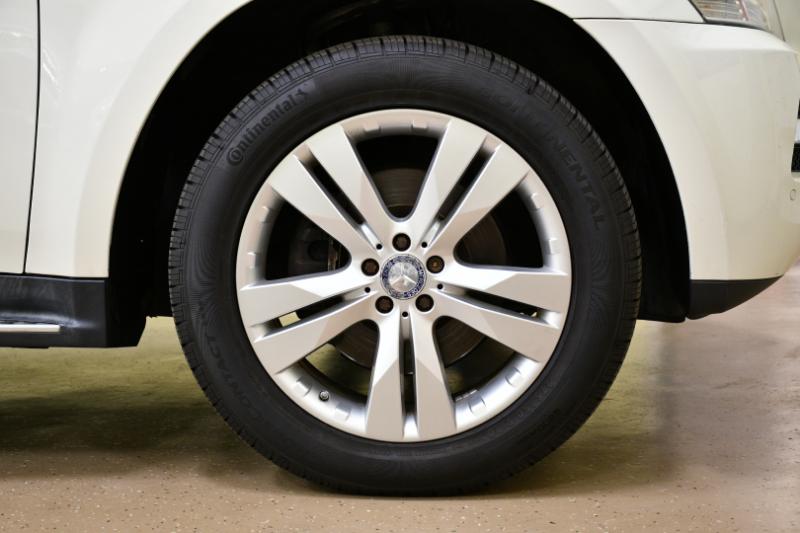 Mercedes-Benz GL-Class GL450 4MATIC 2012 Mercedes-Benz GL-Class GL450 4MATIC 2012