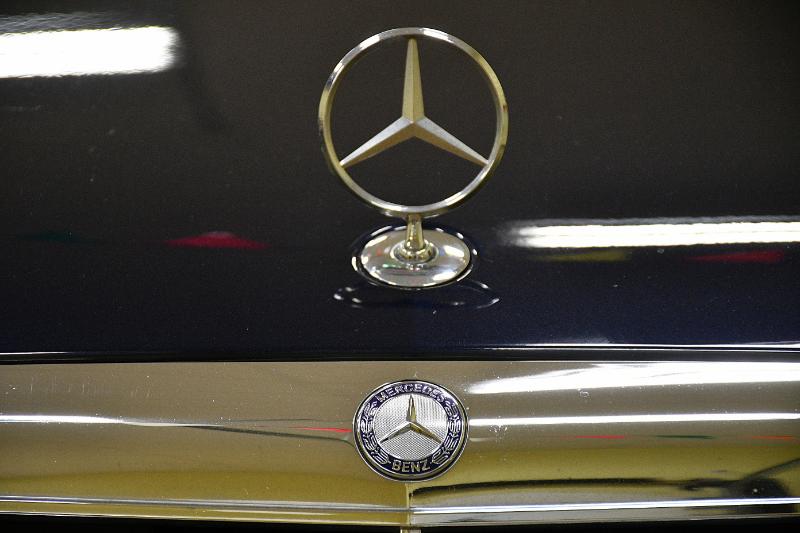 Mercedes-Benz S-Class S550 2007