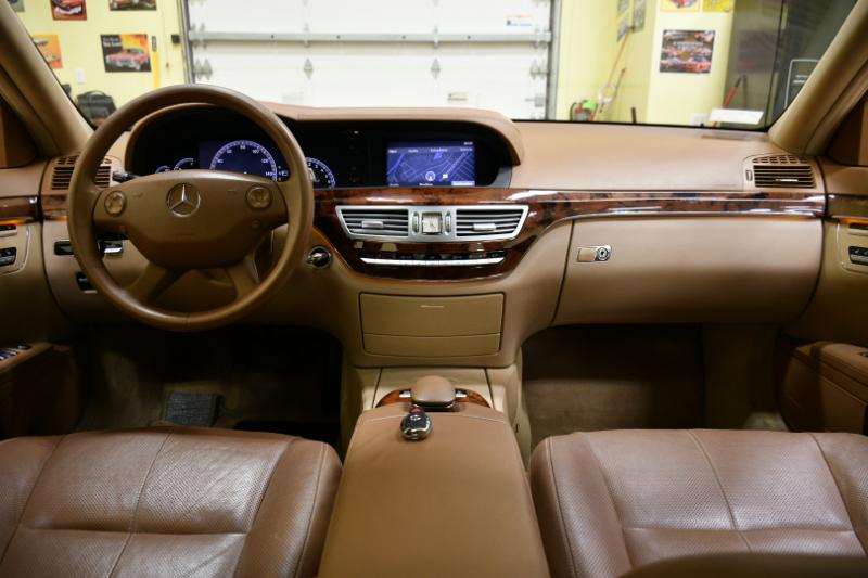 Mercedes-Benz S-Class S550 2007