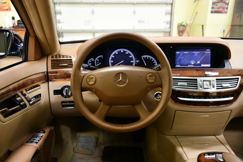 Mercedes-Benz S-Class S550 2007