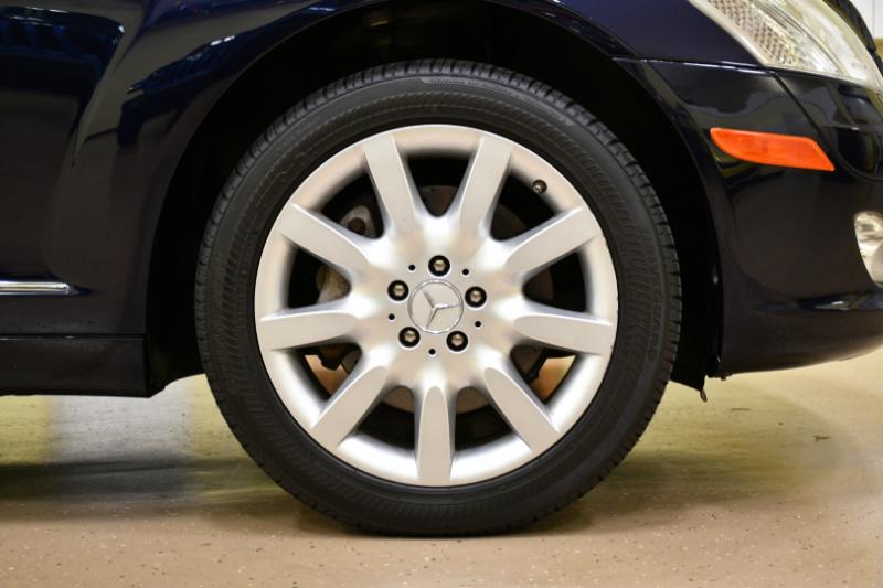 Mercedes-Benz S-Class S550 2007