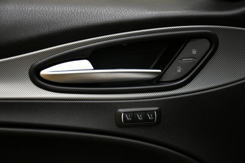 Alfa Romeo Stelvio Veloce AWD 2023